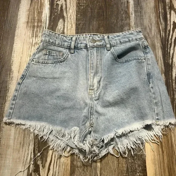 SHEIN Shorts - Picture 1 of 6